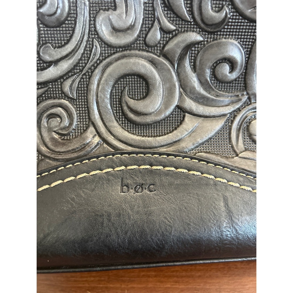 b.o.c. Crossbody Bag OS Black Floral Embossed Tooled Faux Leather Strap - Picture 2 of 7